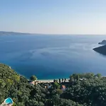 Villa Nikolakis Kerasia, On The Beach